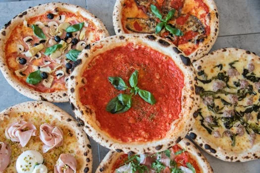 margherita pizza fresh basil tomato mozzarella